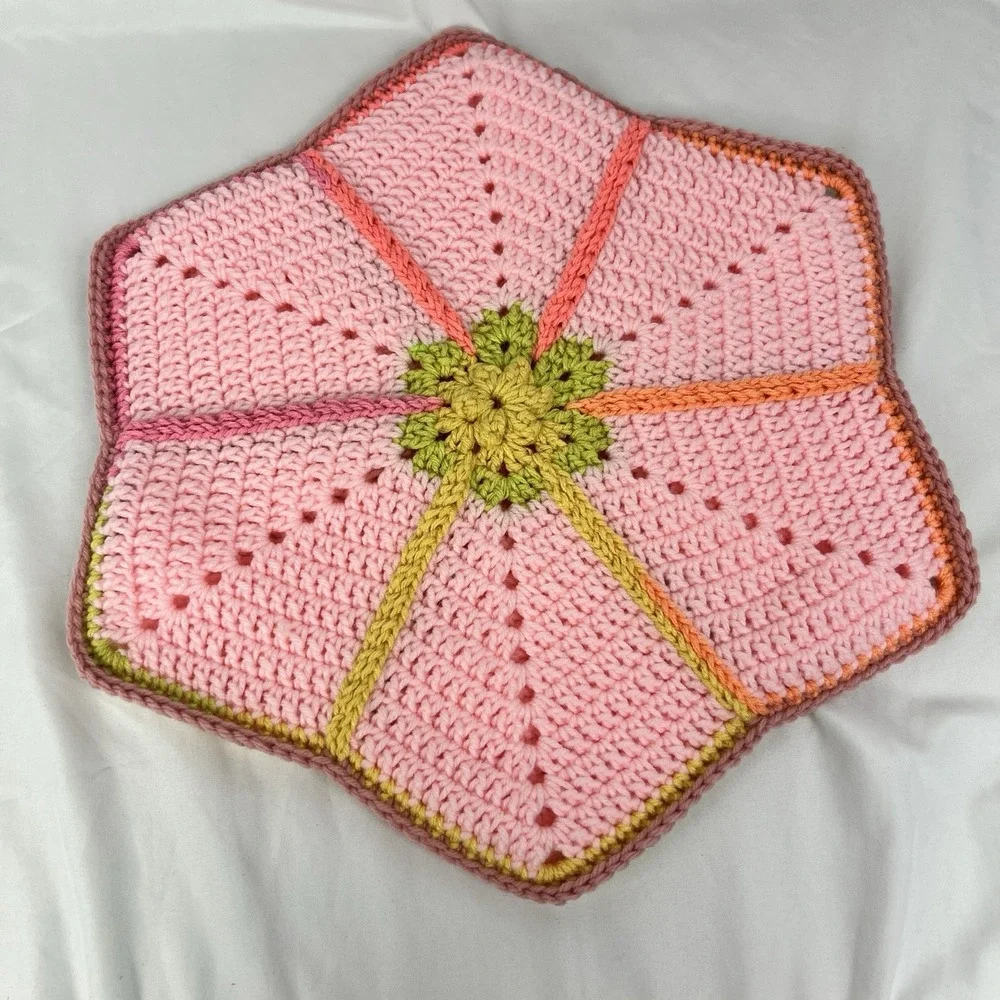 Hand Crocheted Pink Flower Hot Pad Trivet Pot Holder Doily Reversible Floral 17